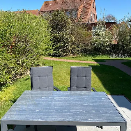 Groot Stuv For 2-3 People Apartment Juist